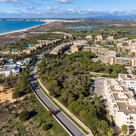 Salgados 1 Bedroom Apartment - 500M From The Beach Guia  Exteriér fotografie