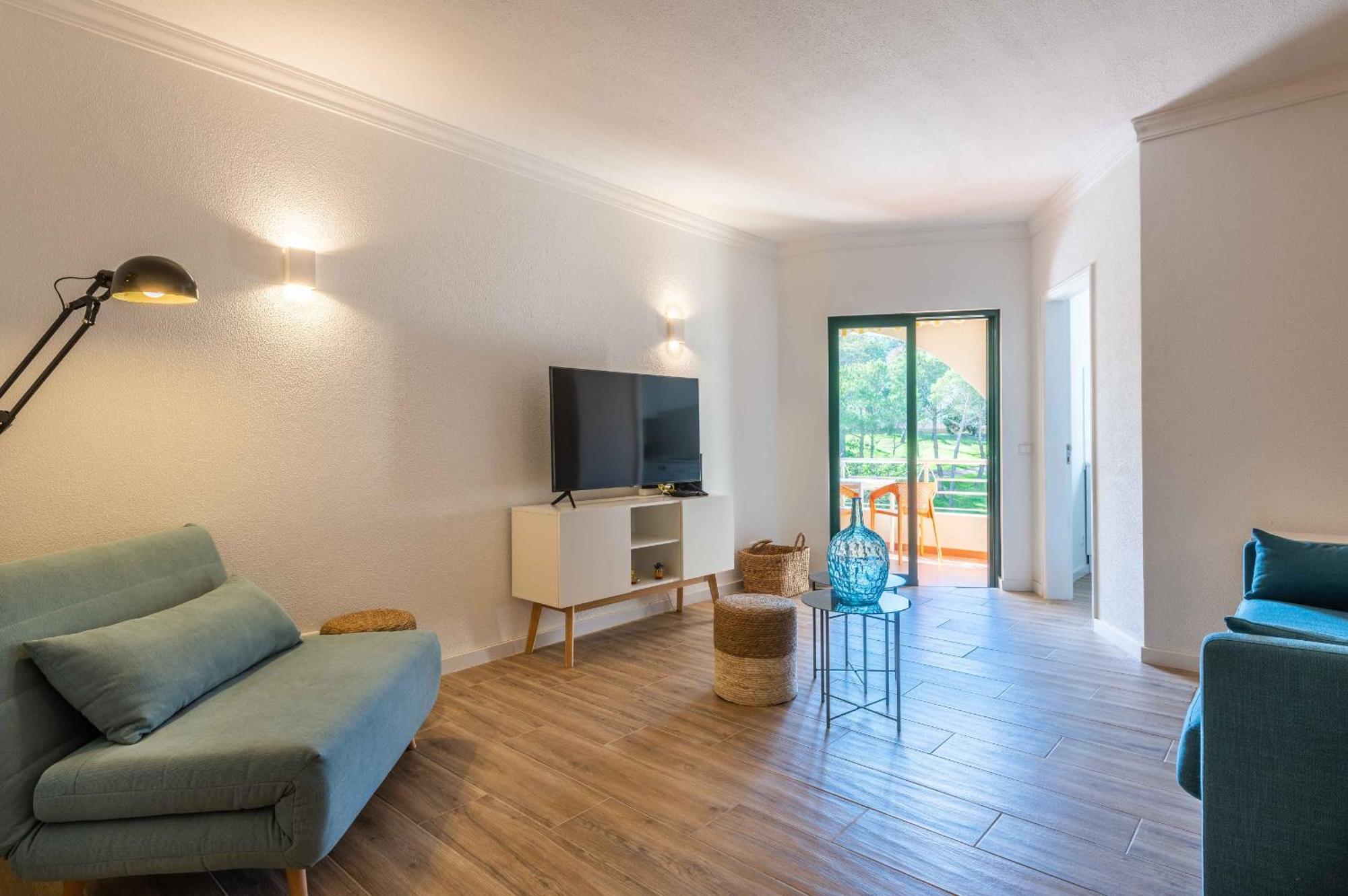 Salgados 1 Bedroom Apartment - 500M From The Beach Guia  Exteriér fotografie