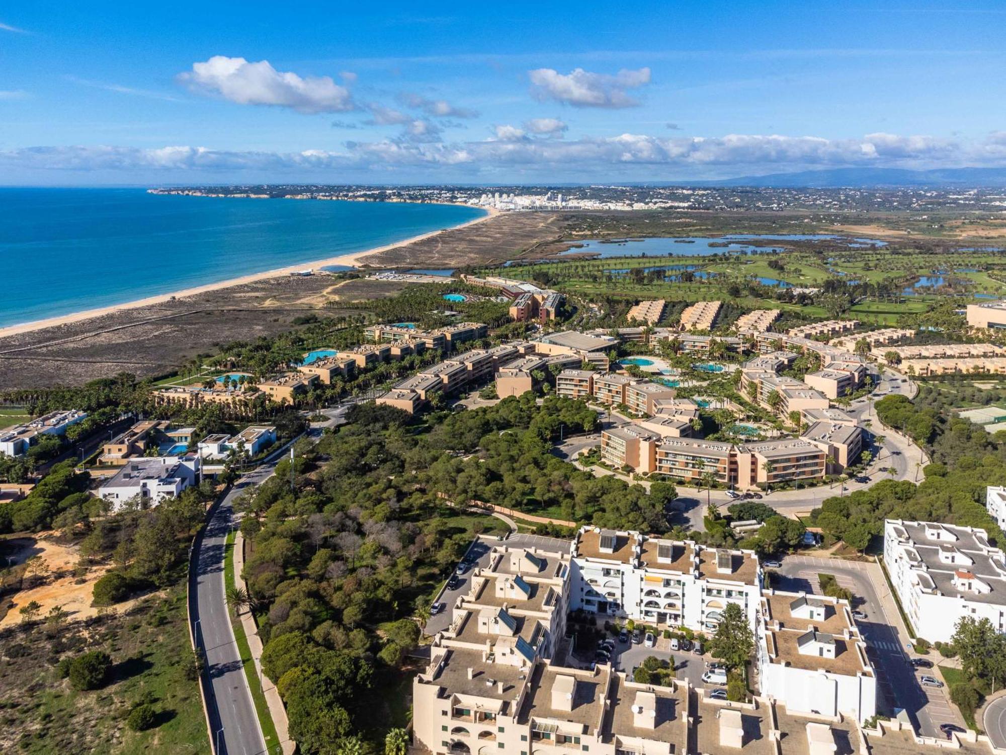 Salgados 1 Bedroom Apartment - 500M From The Beach Guia  Exteriér fotografie